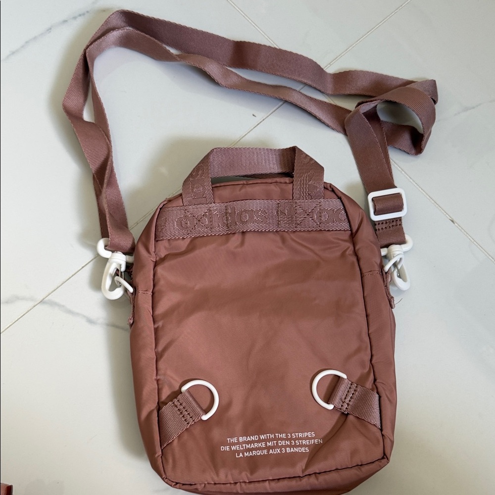 Adidas Rise Multiuse Bag - Picture 3 of 6